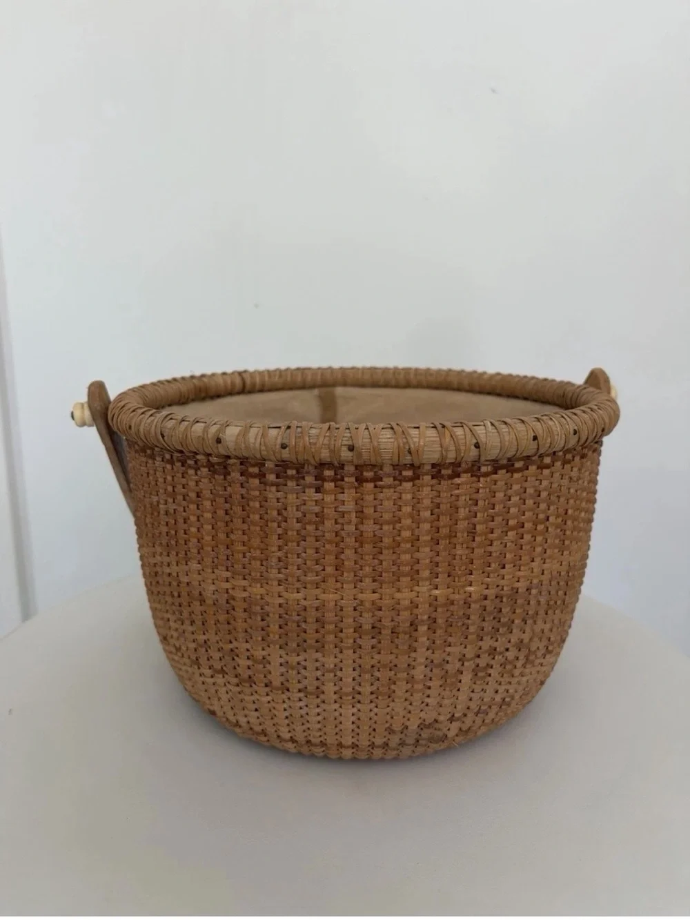 Nantucket Lightship Basket Muslim Drawstring Interior